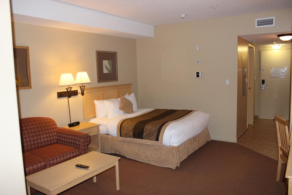 Clearwater Hotel Ltd Fort Mcmurray Dış mekan fotoğraf