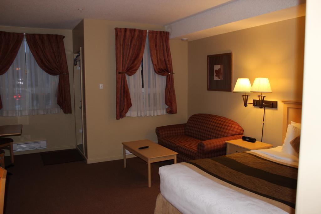 Clearwater Hotel Ltd Fort Mcmurray Dış mekan fotoğraf