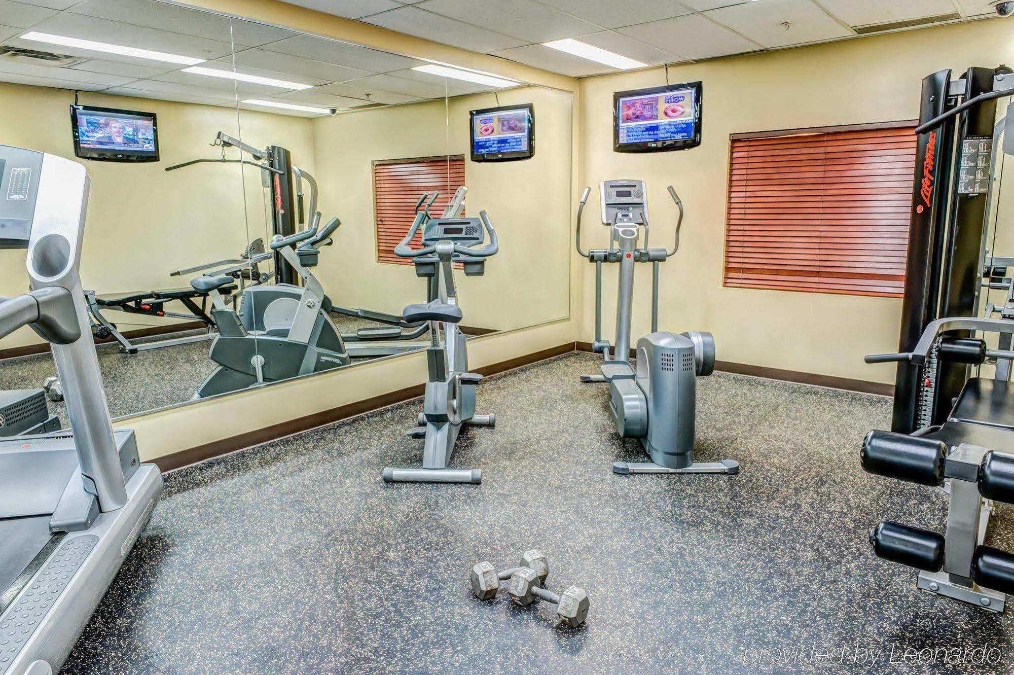 Clearwater Hotel Ltd Fort Mcmurray Dış mekan fotoğraf