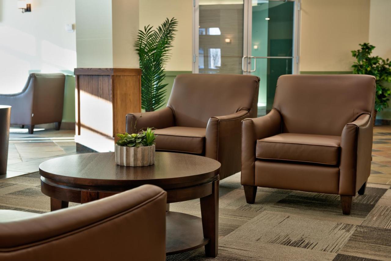 Clearwater Hotel Ltd Fort Mcmurray Dış mekan fotoğraf